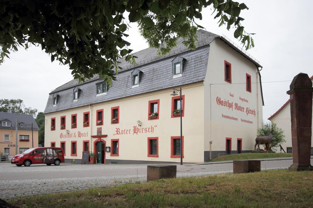 Gasthof Und Hotel Roter Hirsch Claussnitz Екстер'єр фото